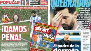 Los diarios de todo el mundo salieron en sus portadas con la derrota de Argentina y con el lamento de Messi. En Argentina piden la cabeza de Sampaoli.