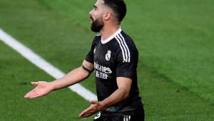 Carvajal se volvió a lesionar y no estará ante el Alavés en la liga española.