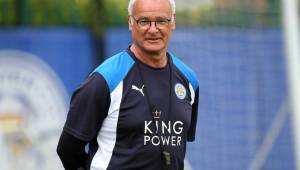 Claudio Ranieri fue destituido por Leicester City de Inglaterra y estaría en la mira del América de México. Foto AFP