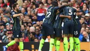 El Manchester City busca iniciar con pie derecho la defensa del título en Inglaterra.