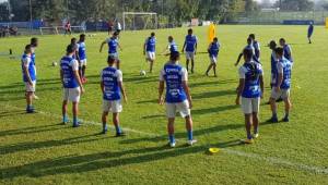 Honduras realizó este día su último entreno en Guatemala.