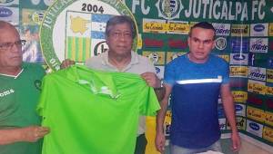Primi Maradiaga ha sido presentado como nuevo entrenador del Juticalpa, ha firmado con un año.