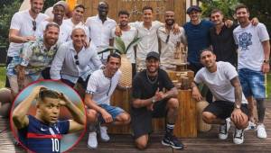 El sábado la afición del PSG lo abucheó y este domingo sus compañeros, incluyendo a Messi y Ramos, se reunieron sin él. ¿Dónde está Mbappé?