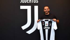El defensor de 31 años regresa a la Juventus un años después de haberse marchado al AC Milán.