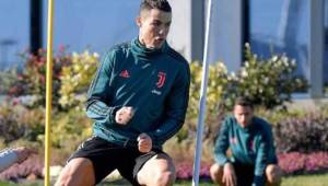 Cristiano Ronaldo ya está en Italia esperando para la reanudación de los entrenamientos con la Juventus tras bajar los contagios del coronavirus.