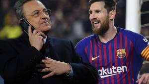 Florentino Pérez contemplaba el fichaje de Messi para el Real Madrid.