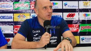El técnico Fabián Coito invitó a la afición de Tegucigalpa a apoyar a la Selección de Honduras ante Puerto Rico. Fotos Ronald Aceituno