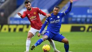 Leicester City frena al Manchester United en la carrera por el liderato de la Premier League.