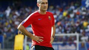 Valverde mantiene al Barcelona en el liderato del fútbol español.