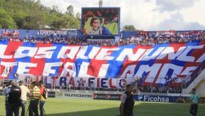 La barra del Olimpia no podrá viajar a Costa Rica porque no la dejarán ingresar al estadio Nacional el 26 de octubre día de la final contra el Santos Guápiles.