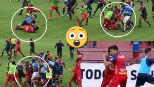 En la Liga de Guatemala hubo salvajismo, pero por parte de jugadores y cuerpo técnico. El Municipal - Xelajú se manchó por una brava pelea entre ambos en la cancha. (Fotos cortesía: Mynor Sandoval/Emisoras Unidos/Prensa Libre/redes sociales)