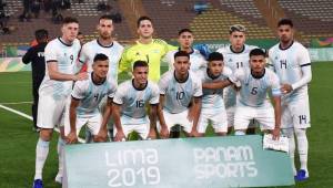 La Selección de Argentina goleó 3-0 a Uruguay en las semifinales de los Juegos Panamericanos.