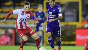 Andy Najar portó el gafete de capitán en la derrota del Anderlecht 3-1 ante Mouscron. Foto rsca.be