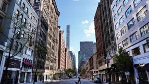 Una imagen de película, Nueva York, la ciudad que nunca dormía, está ahora hecha como una ciudad fantasma.