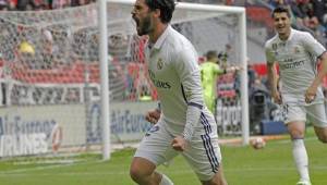 Isco celebrando uno de sus goles frente al Sporting de Gijón.