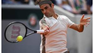 El tenista suizo Roger Federer no tuvo problemas para superar a Casper Ruud en su juego 400 de Grand Slam.