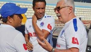 A sus 44 años y después de 13 años, Mario Beata vuelve a vestir la camisa de Olimpia, solo que ahora será asistente técnico.