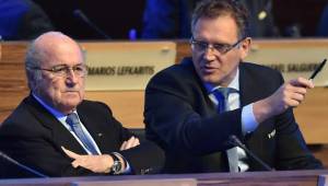 La FIFA extendió seis años y ocho meses más el castigo para Blatter y Valcke. Además, deberán pagar una millonaria multa.