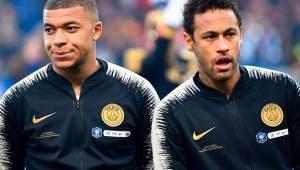 Mbappé y Neymar perdieron el control en la Copa Francesa cuando cayeron frente al Rennes.