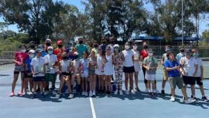 Los niños y jóvenes siguen demostrando el poderío en el tenis nacional de Honduras.