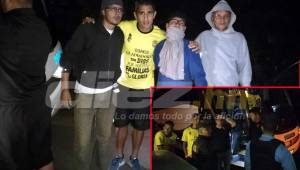 El futbolista Jorge Claros logró negociar con los manifestantes que los dejaron pasar entre Juticalpa y Tegucigalpa pero no han logrado avanzar de Pimienta, Cortés.