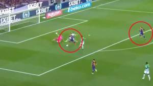 Messi engañó a toda la defensa para que Griezmann marcara frente al Betis.
