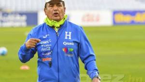 El presidente de Liga Alajuelense desmintió que hayan presentado una oferta al técnico Jorge Luis Pinto, quien quedó sin contrato en Honduras. Foto DIEZ