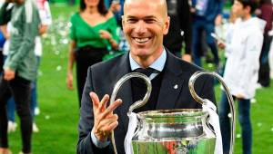 Zidane conquistó tres Champions consecutivas con el Real Madrid.