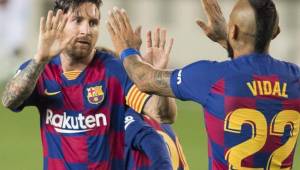 Messi si se despidió de Arturo Vidal tras anunciarse su salida del FC Barcelona.