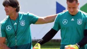 Joachim Löw le comunicó a Ter Stegen que Manuel Neuer será el titular durante el mundial de Rusia 2018.
