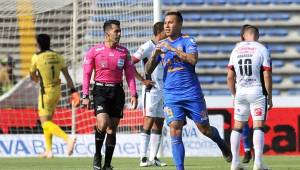 Edu Vargas marcó doblete a Lobos BUAP y Tigres sigue sublíder en Liga MX.