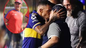 El entrenador del Olimpia, Pedro Troglio, es amigo de Diego Maradona que así se besó con Carlos Tévez. El DT del Olimpia y Diego fueron compañeros en Italia 90.