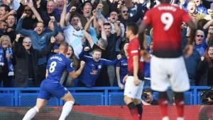 El gol de Ross Barkley desató una locura en Stamford Bridge.