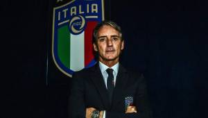 Roberto Mancini será técnico de Italia en los próximos dos mundiales, si es que clasifican.