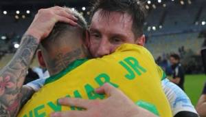 Neymar felicitó a su amigo Lionel Messi por haber conquistado la Copa América 2021.