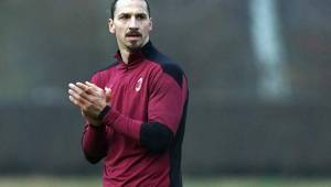 Ibrahimovic está listo para volver a la acción. El crack del AC Milan de 39 años regresó a una convocatoria.