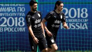 Luis Suarez y Edinson Cavani en el entrenamiento de Uruguay.