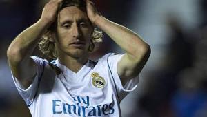 Luka Modrid estaría analizando su partida del Real Madrid por el tema salarial. Inter de Milán le ofrece un salario sueldo anual. Foto AFP