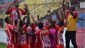 Plantilla del Vida celebra una de sus anotaciones en el Torneo Clausura 2019. Foto: Edgar Witty