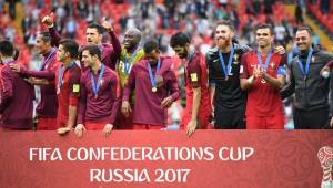 Los jugadores de Portugal recibieron la medalla del tercer lugar de Copa Confederaciones. Cristiano Ronaldo fue el gran ausente. Fotos AFP
