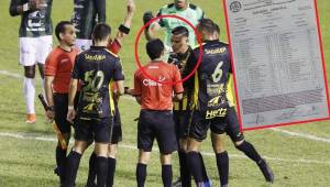 Momentos cuando Alejandro Reyes hacía los reclamos a los árbitros y era expulsado por Héctor Rodríguez quien está junto al asistente Cristian Ramírez.