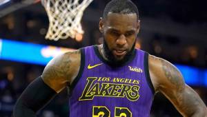LeBron James no ha podido ayudar a los Ángeles Lakers para estar en los playoffs.