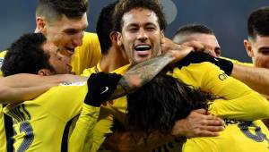 Neymar volvió a ser la figura en el triunfo del PSG.