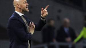 Eric ten Hag no encontró palabras para resumir la eliminación del Ajax ante Tottenham. Foto AFP