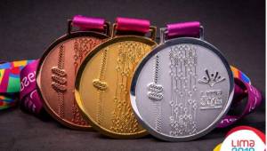 Hermosas lucen las medallas que recibirán los atletas que lleguen al podio del torneo.