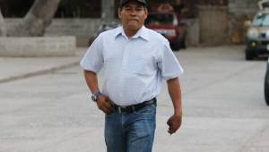 JosÃ© Francisco Valladares (San Francisco de Soroguara, Francisco MorazÃ¡n, 23 de julio de 1962) es un entrenador de fÃºtbol hondureÃ±o. Actualmente dirige a la SelecciÃ³n de fÃºtbol sub-17 de Honduras.2