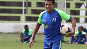 Rambo de León ha tenido un destacado torneo Apertura en la Liga de Ascenso con Olancho FC, marcando varios goles de tiro libre.