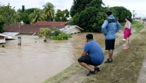 Colonias en La Lima, Choloma y Tela deben ser evacuadas, informó Copeco. Foto: Neptalí Romero.