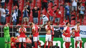 El danés Christian Eriksen se desploma en partido de Eurocopa. Imágenes impactantes.