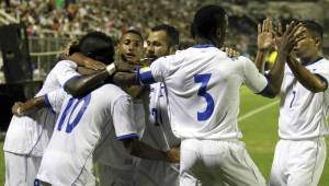 La selección de Honduras de visita empato 2-2 con Paraguay en un partido amistoso disputado en el estadio de Olimpia.